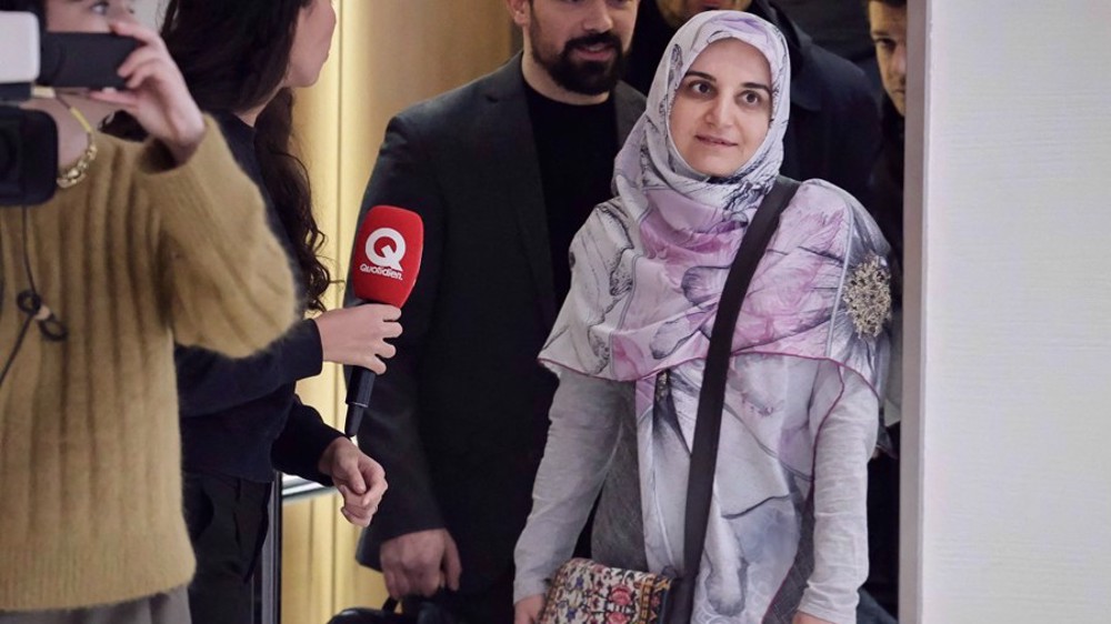 Détenue en France pour soutenir Gaza, Esfandiari salue l'appui des Iraniens 