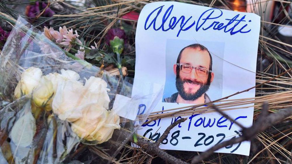 US officials defend fatal shooting as video contradicts government statement