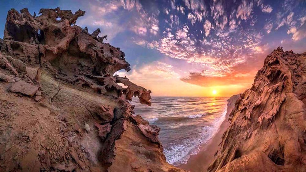 Iran : vallée des statues de Qeshm, vestiges d'un haut plateau érodé