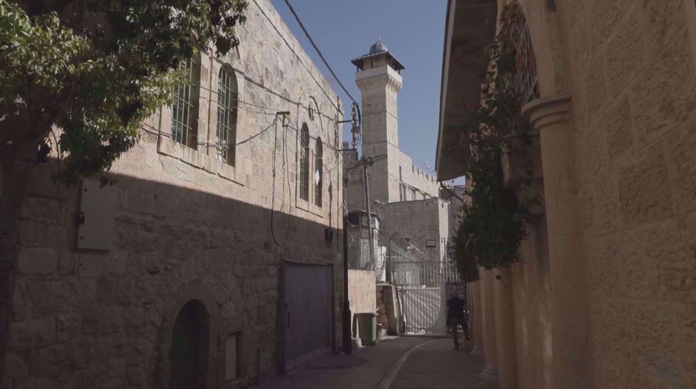 Palestinians condemn Israeli decision targeting Ibrahimi Mosque authority
