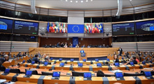EU lawmakers decry US immigration policies