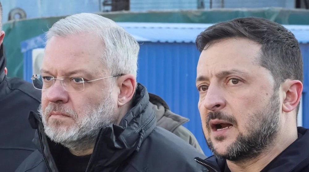 Ex-Ukrainian energy minister arrested amid corruption probe while trying to flee