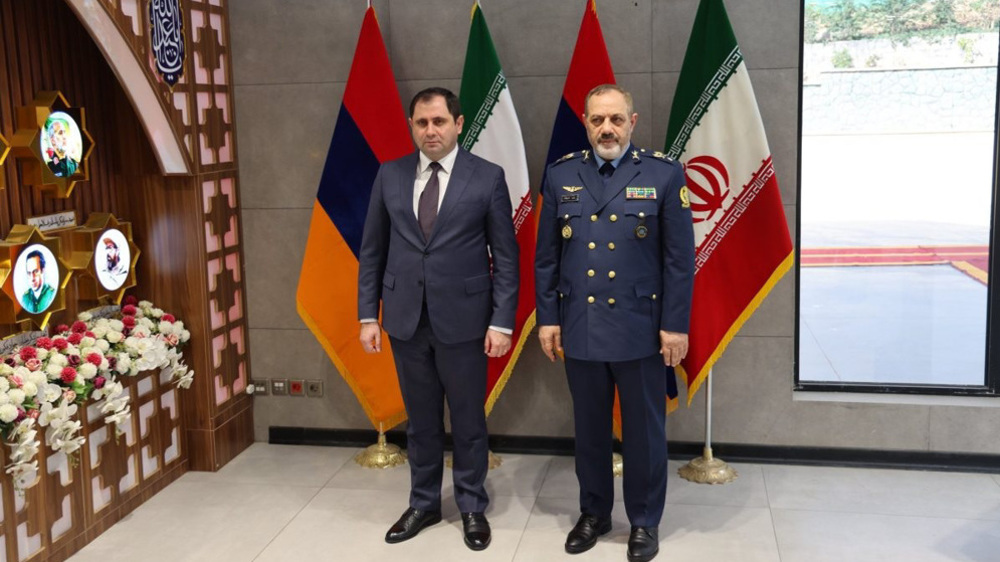 L'Iran est prêt à faire face à toute ingérence étrangère (ministre de la Défense)