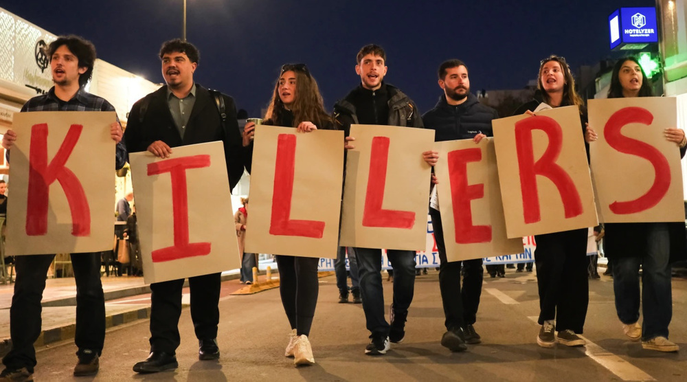 Hundreds protest US carrier arrival in Crete ahead of West Asia deployment
