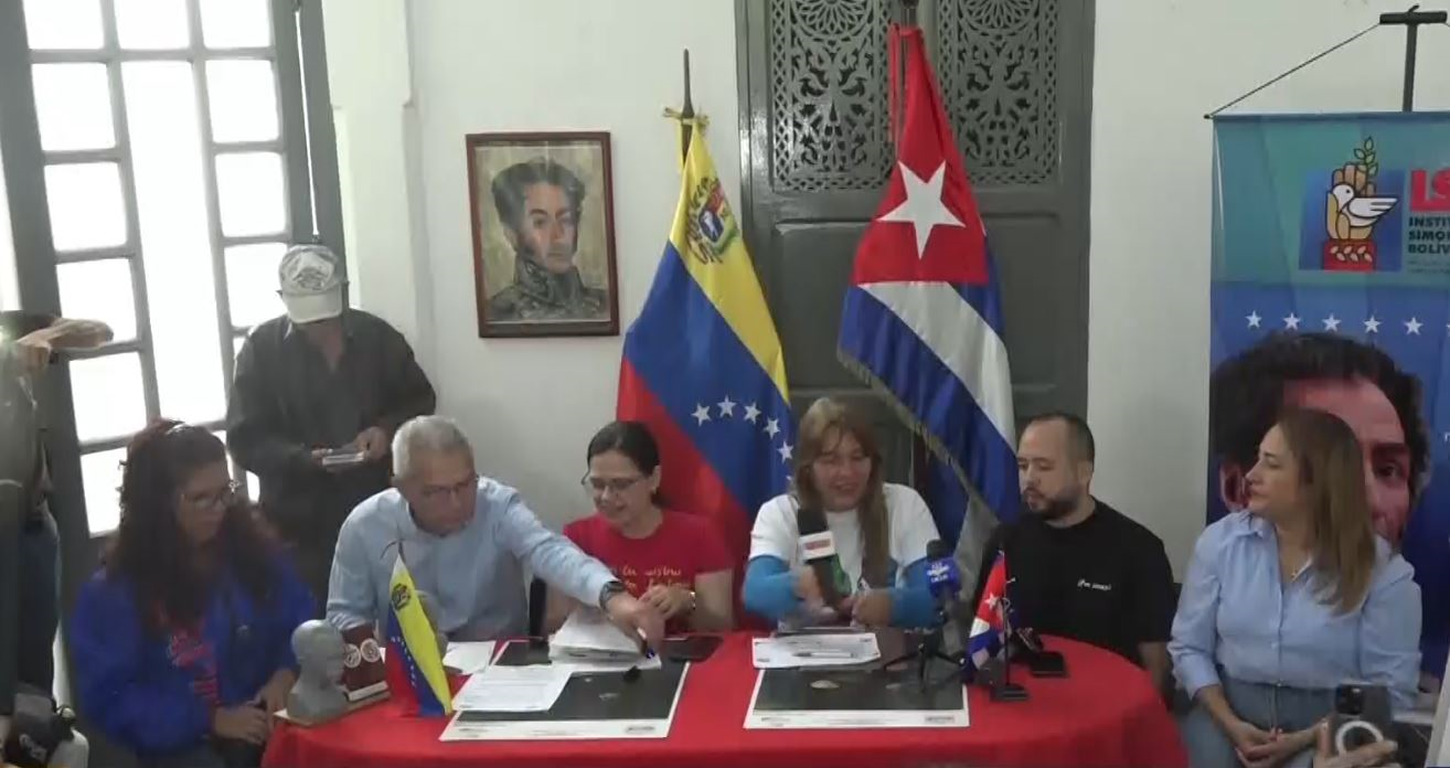 Venezuela launches 'love is rewarded with love' campaign in solidarity with Cuban people