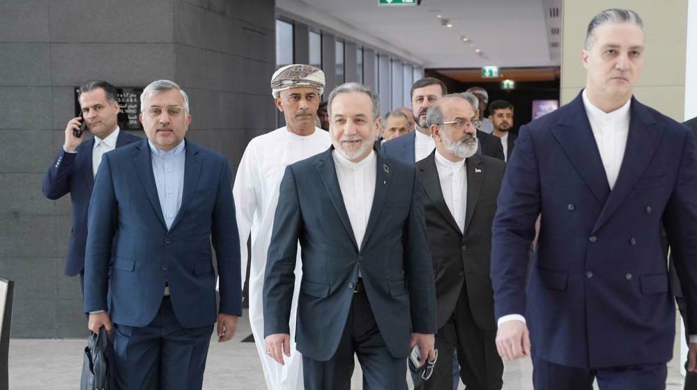 Araghchi arrive à Oman pour des négociations nucléaires avec les États-Unis