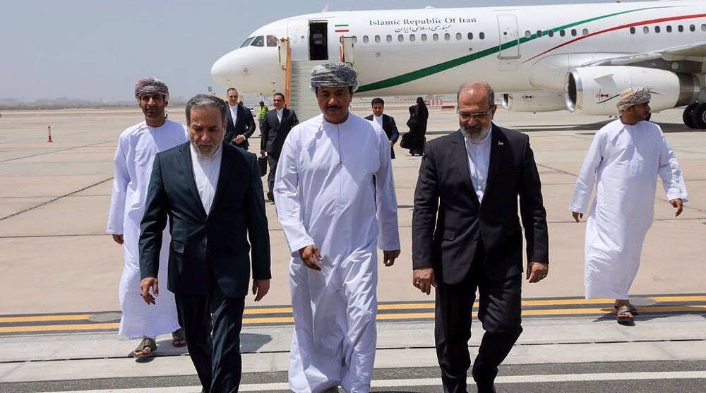 Araghchi part pour Oman pour y participer à des négociations nucléaires avec les États-Unis
