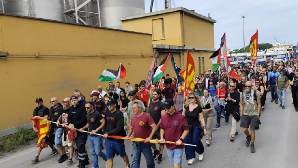European dock workers strike against arms flow to Israel 