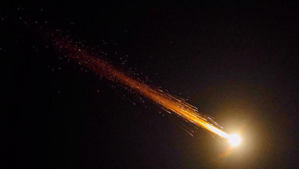 Le CGRI lance la 40e vague de l'opération « Vraie Promesse 4 » en coopération avec le Hezbollah