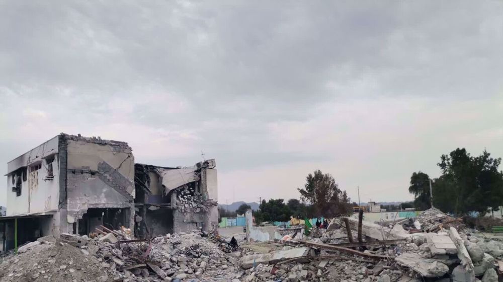 Ayatollah Sistani dispatches delegation to Minab school for reconstruction efforts 