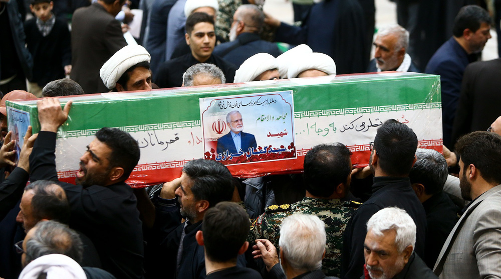 Leader offers condolences on martyrdom of veteran diplomat Kamal Kharrazi