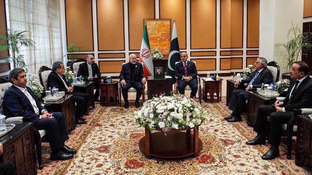 La délégation iranienne rencontre le PM pakistanais avant les discussions avec les USA