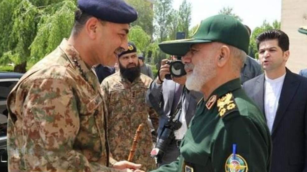 Iran : les forces armées prêtes à une défense totale, assure un haut gradé 