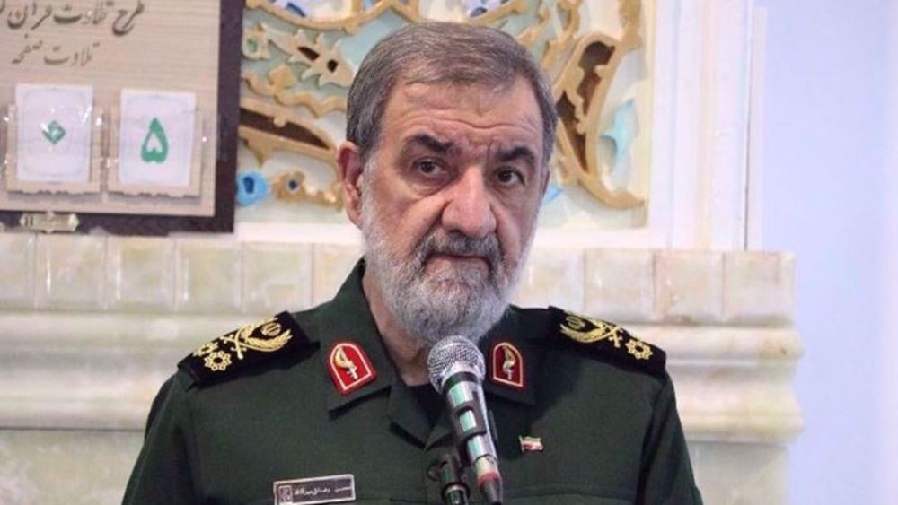 Des lanceurs iraniens prêts à couler tous les navires de guerre américains (Conseiller du Leader)