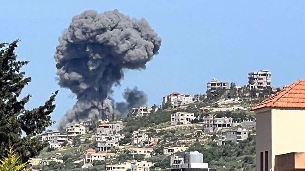 Israeli forces blow up homes in southern Lebanon despite ceasefire