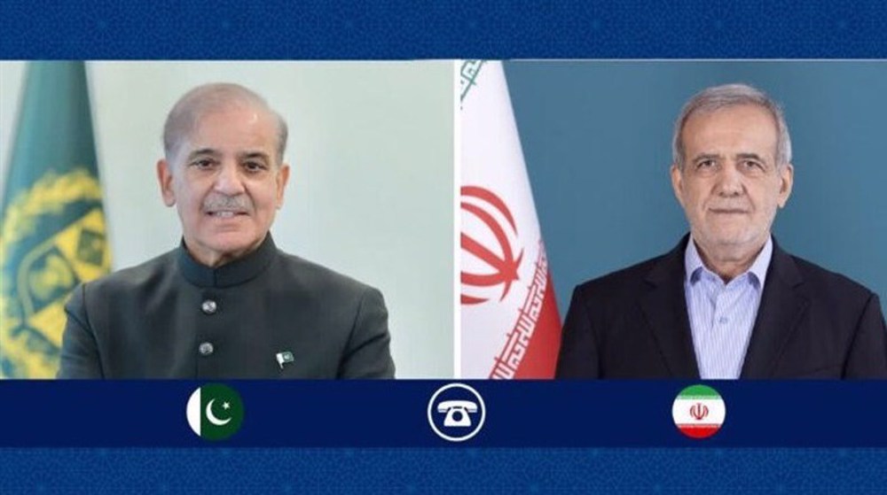 Pakistani PM vows to continue peace efforts in call with Iran’s president 