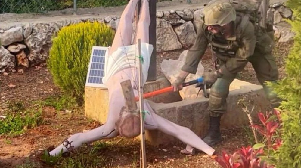 Anger erupts after Israeli soldier smashes statue of Jesus Christ in Lebanon