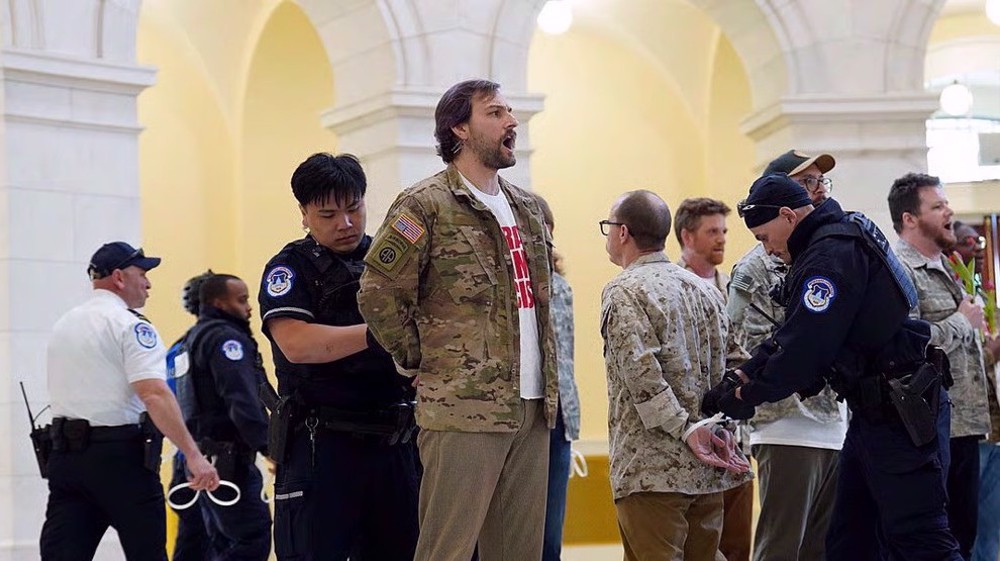 Manifs contre la guerre en Iran : des dizaines de vétérans arrêtés aux USA