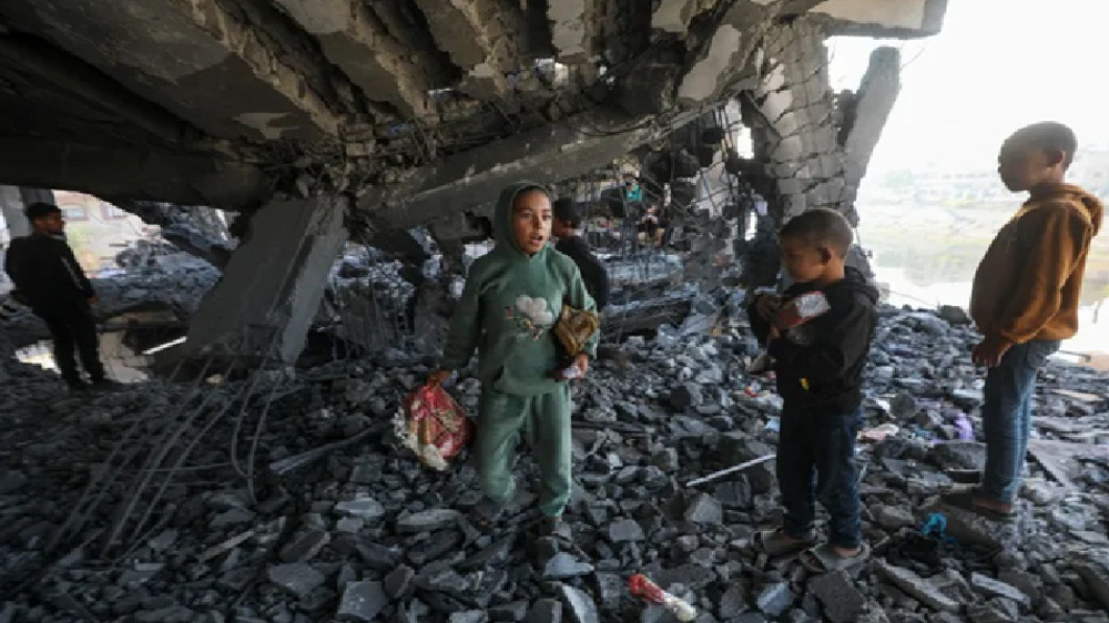 Israeli strike kills Palestinian civilians in fresh violation of Gaza ceasefire