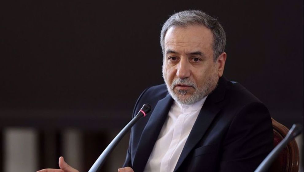 Araghchi meets Pakistan’s premier as he conveys Iran’s views amid stalled talks with US 