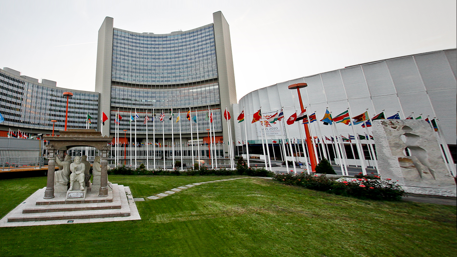 Pressure mounts on Israel to join NPT