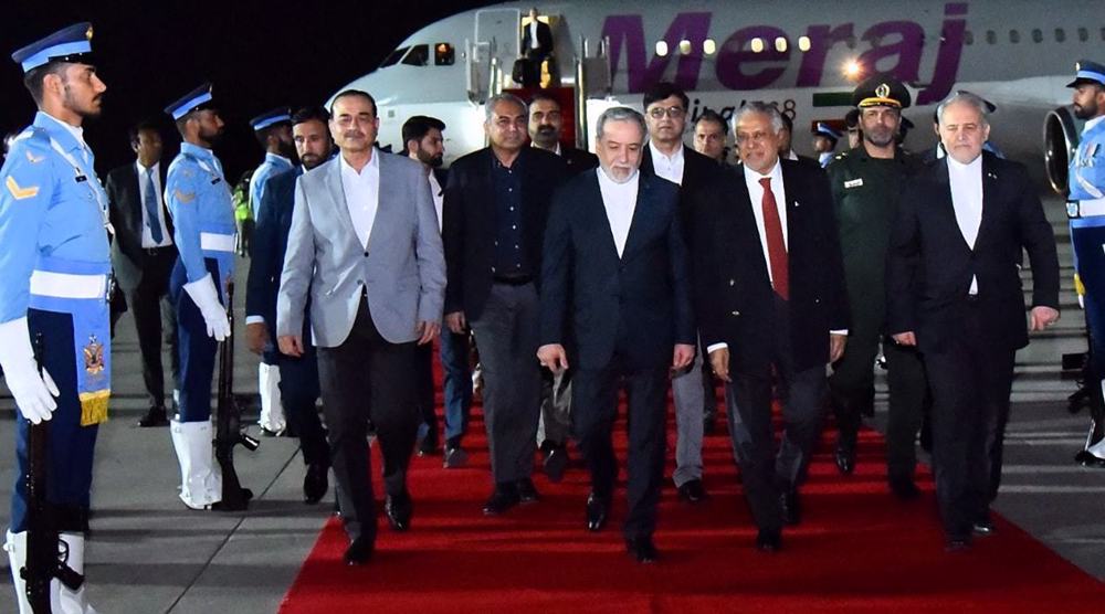 Iran FM returns to Islamabad for further consultations with Pakistani mediators 