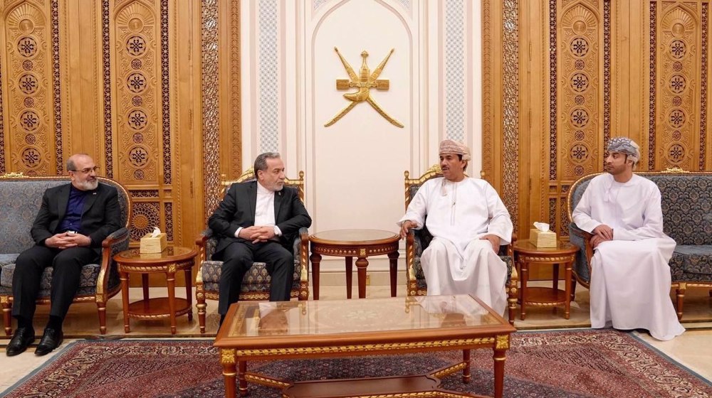 Iran FM discusses ties, US-Israeli war in meetings with Omani officials 