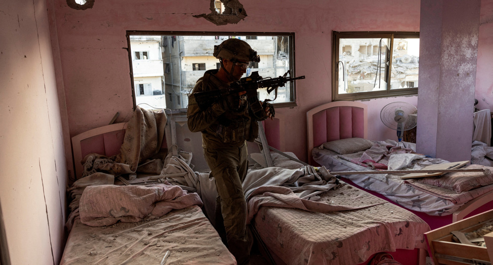 Civilian homes looted in South Lebanon amid attacks 