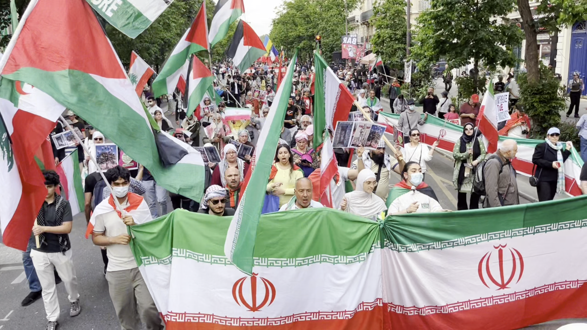 May Day rally in Paris shows support for Iran