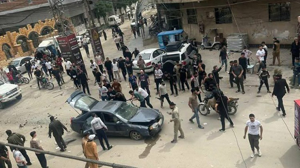 Shia cleric injured in explosion near Damascus shrine: Report