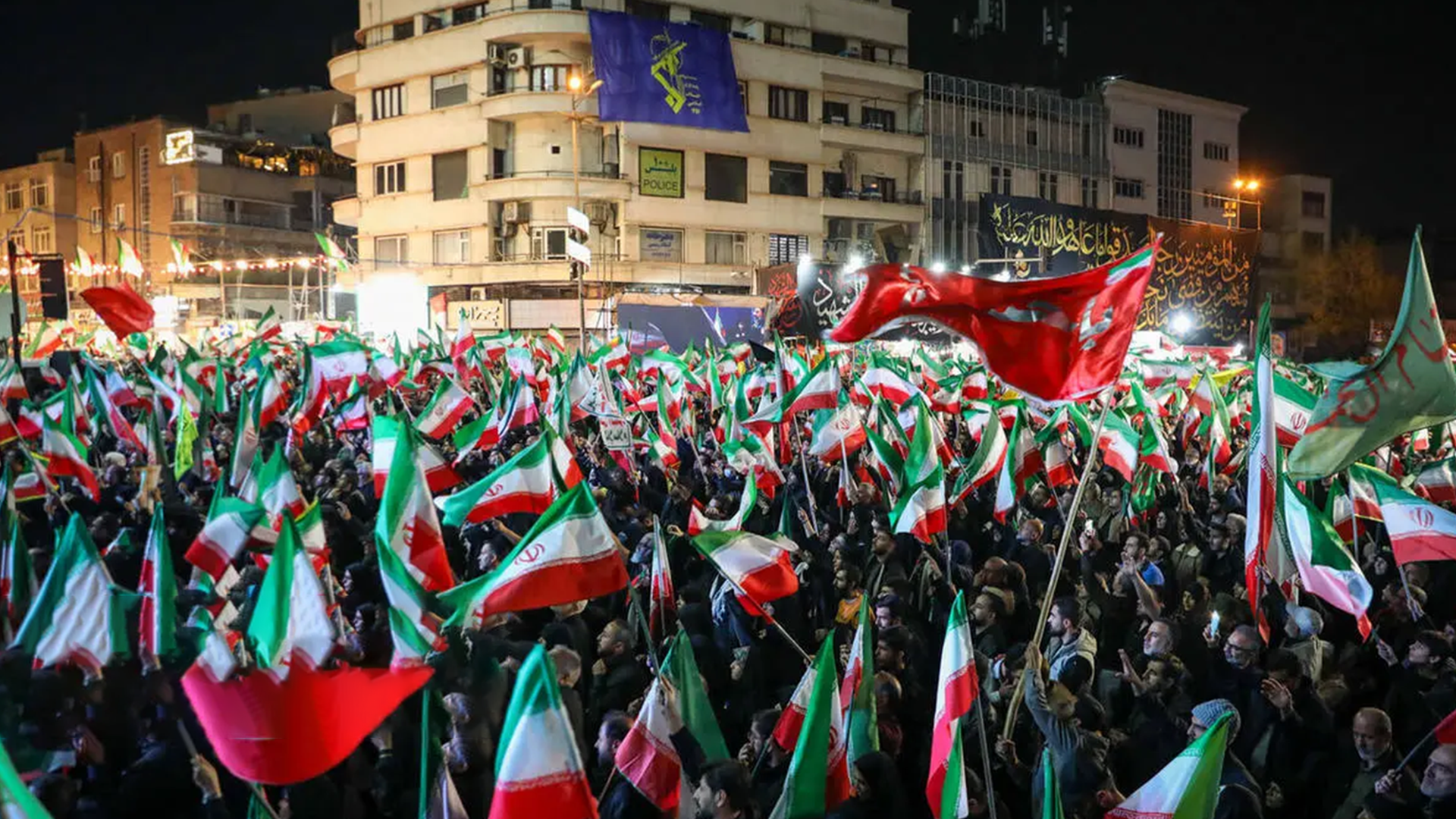Palestinian students open stall in Tehran in show of support for Iranians 