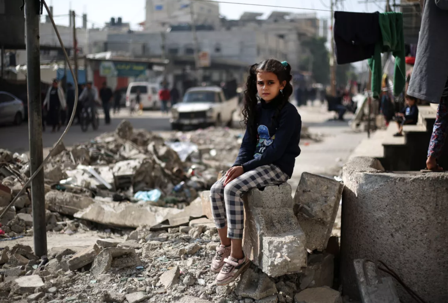 Childhood lost amid Gaza ruins: 13-year-old child strives to save her family