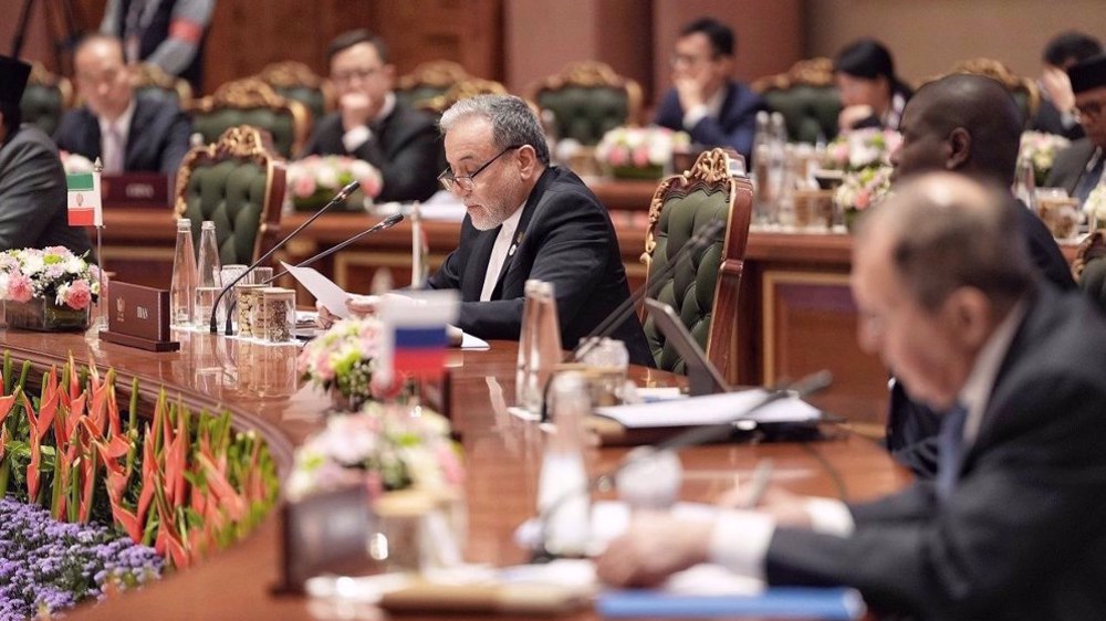 Réunion des BRICS : Araghchi affirme que l'Iran ne cédera pas aux pressions américaines 