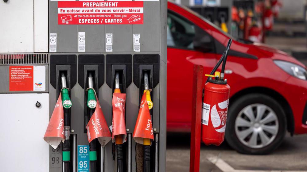Crise d'énergie en France: Paris autorise désormais la circulation des camions-citernes 