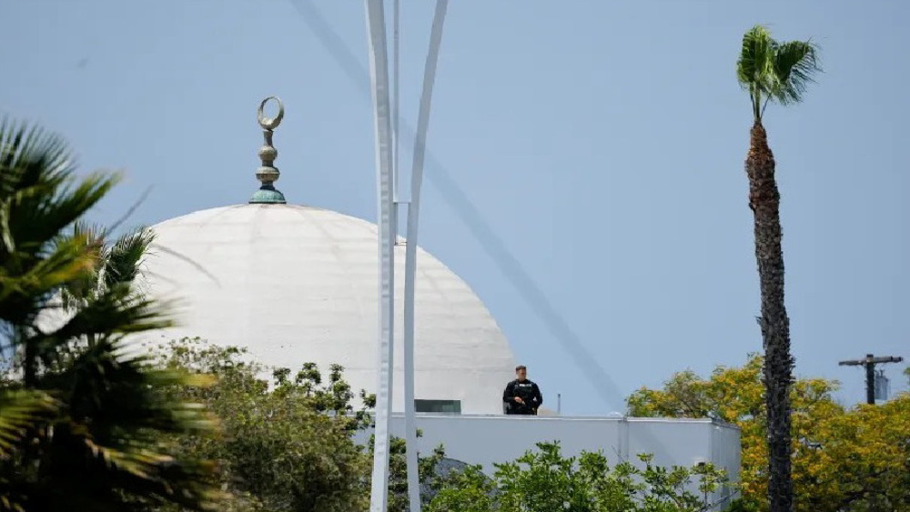 Gunmen attack Islamic Center of San Diego amid rising Islamophobia in US