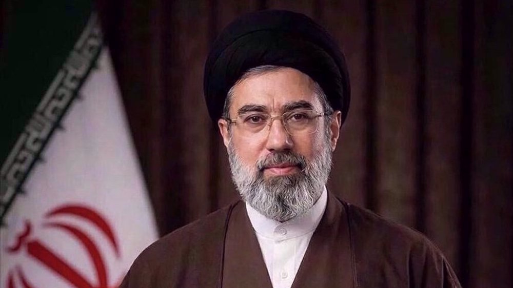 Hajj message: Leader invites Muslim nations to shape new regional order, says US era is over