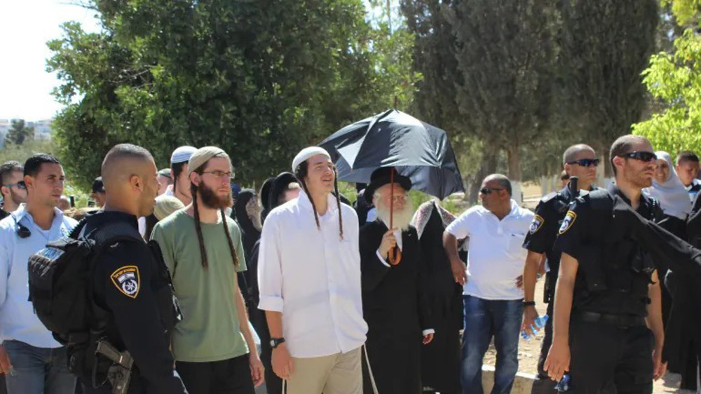 Des colons extrémistes ont pris d'assaut l'enceinte de la mosquée Al-Aqsa