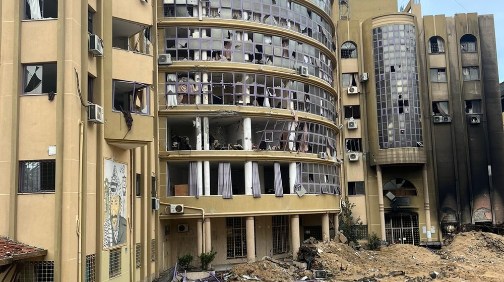 Scholarship students at Al-Azhar University in Gaza trapped by border closures