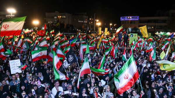 Poll: Two-thirds of Iranians proud of nation’s global standing; 59% say Iran won the war