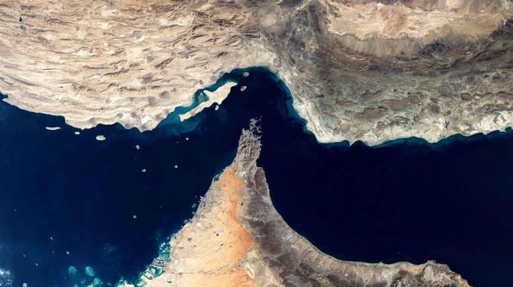 World Bank: Strait of Hormuz traffic will not normalize until late 2026