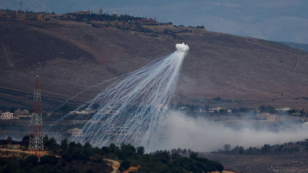Israël cible le sud du Liban avec des obus au phosphore