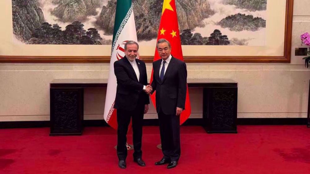 La Chine dénonce la guerre « illégitime » américano-israélienne contre l'Iran