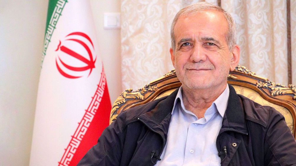 President congratulates Iran youth weightlifting team on world title