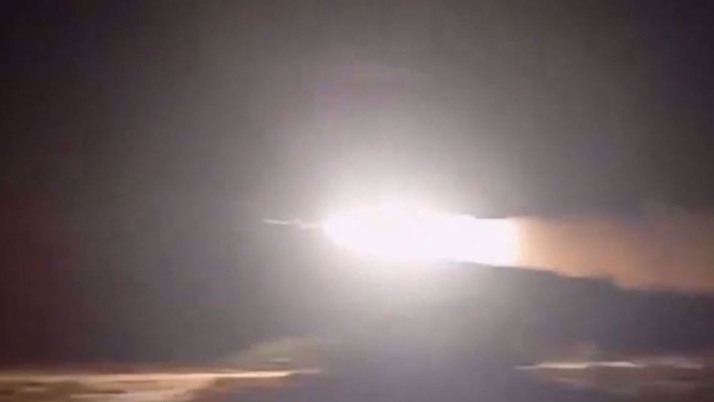 ‘Bared fangs are not a smile’: Iran Navy repels US destroyers from Hormuz
