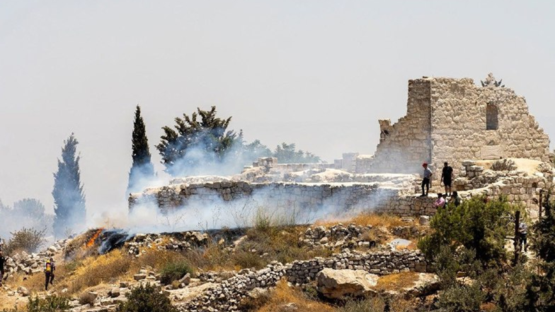 Israeli settlers attack Christian village of Taybeh in occupied West Bank  