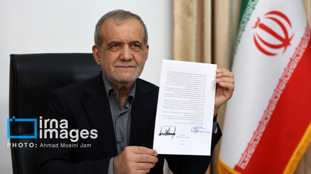 Iran, US presidents sign Islamabad MoU digitally as war-ending deal finalized: FM spox
