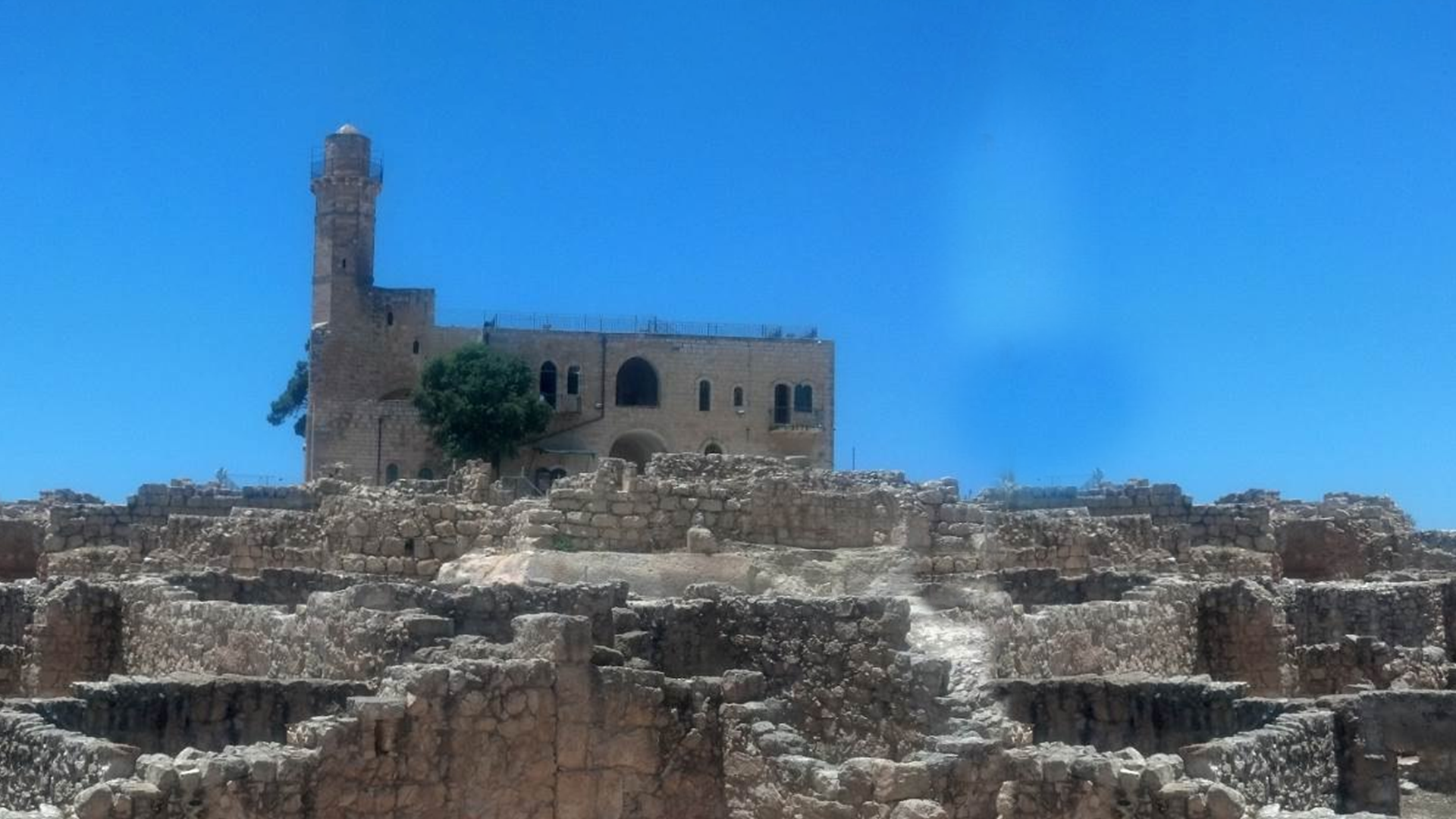 Nabi Samuel mosque: Battle over faith, land