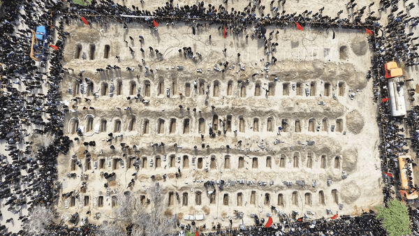 Golden Shot 2026 : funérailles des martyrs de Minab, meilleur prix du photojournalisme