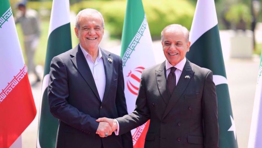 Pezeshkian exclut toute négociation sur les capacités de défense iraniennes