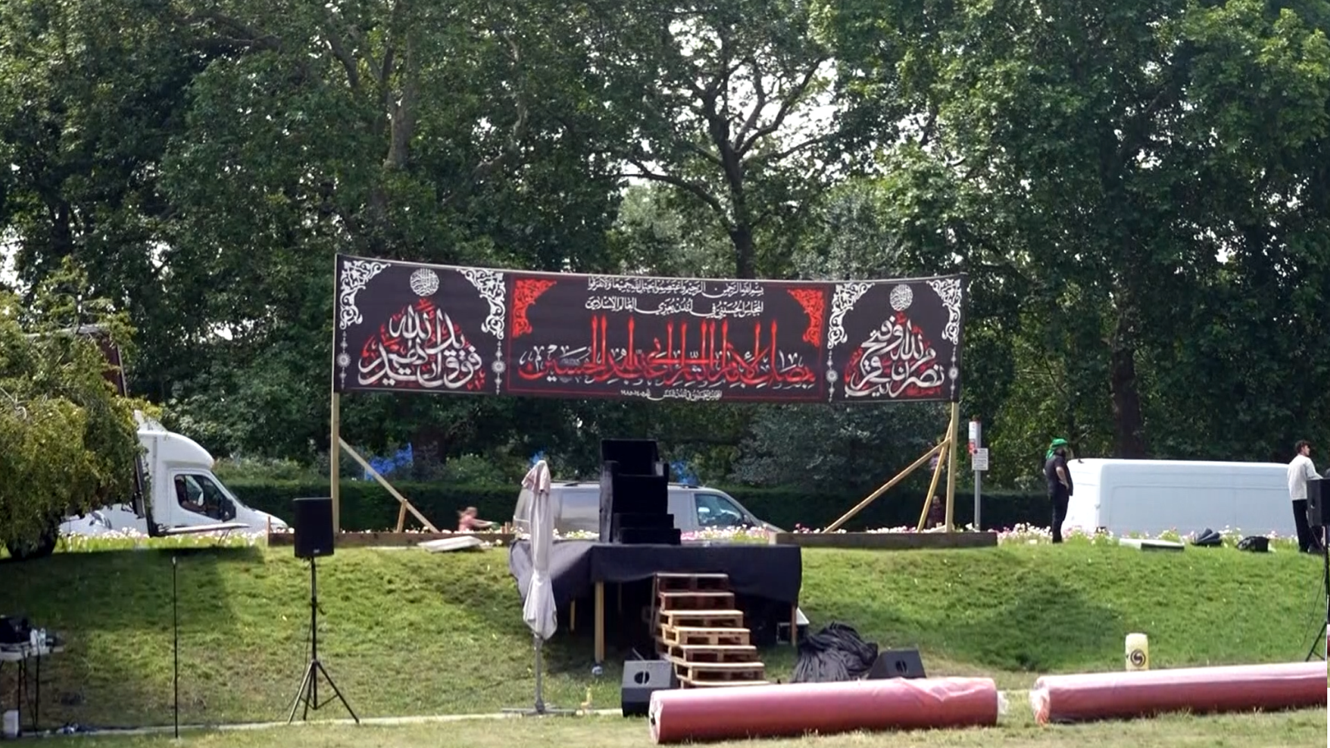Hundreds gather for Ashura commemoration in London